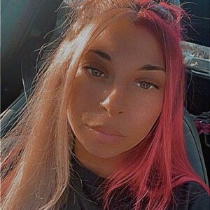 Meet your Posher, Jenna